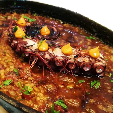 Axel - Adults Only فندق