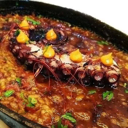 Axel - Adults Only Hotel