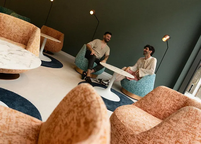 Axel - Adults Only سان سيباستيان