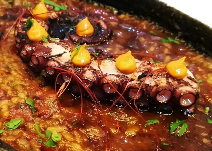 Axel - Adults Only Отель